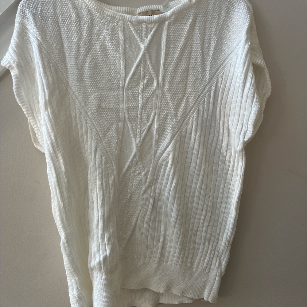 Women's White Knit Top